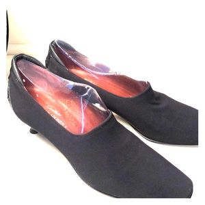 Donald Pliner’s mules Size 8